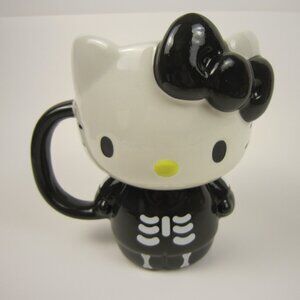 Hello Kitty Halloween Skeleton 20oz Mug - Good condition